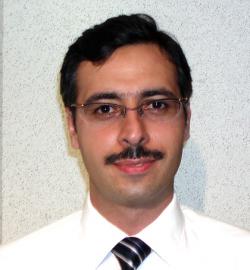 アイザック外国語スクール講師 Ayhan Muhammed Emre