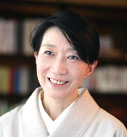 アイザック外国語スクール講師 佐々木 由香
