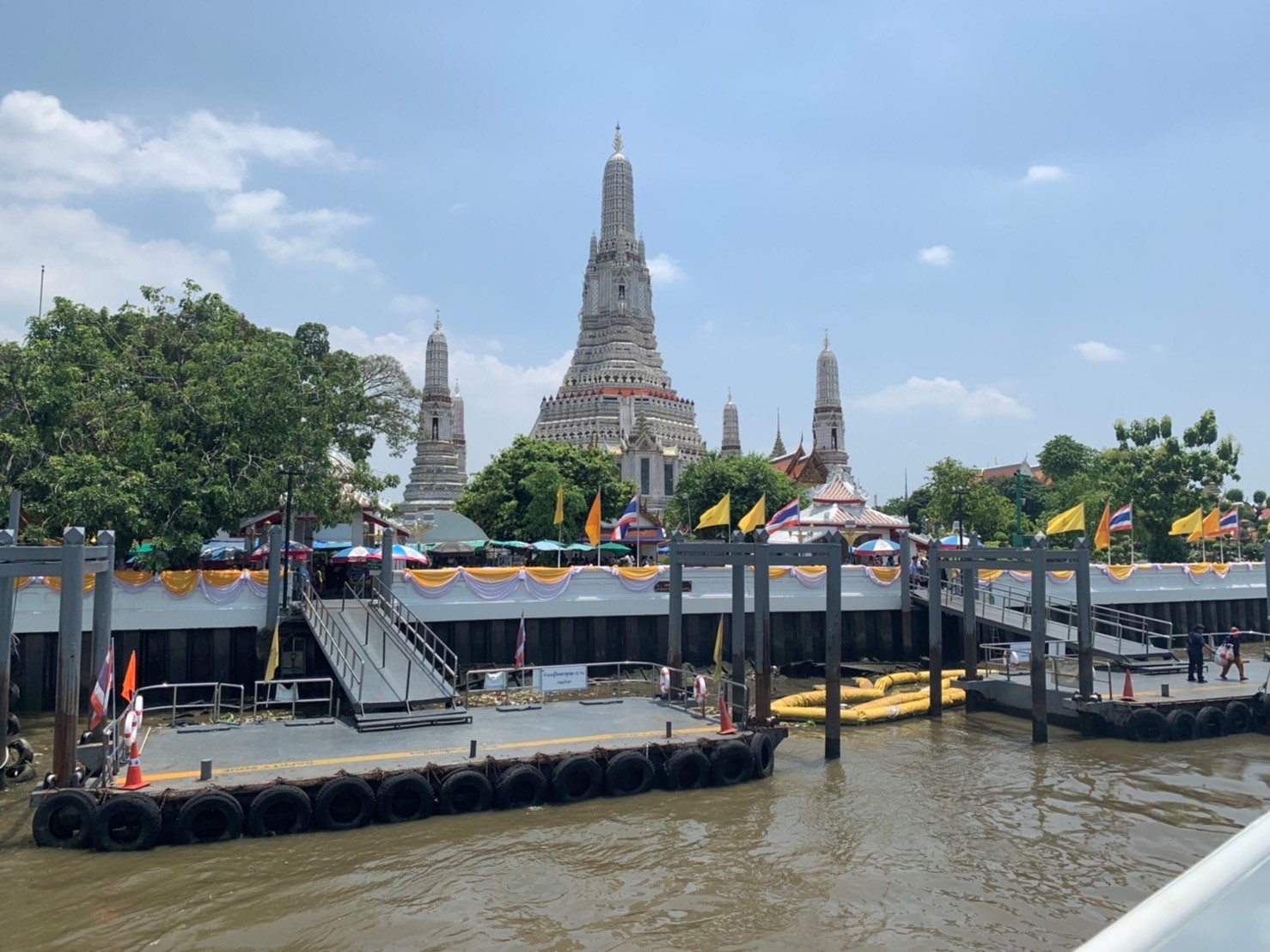 名古屋栄「タイ語講座マンツーマン」タイ語スクール・教室 アイザック